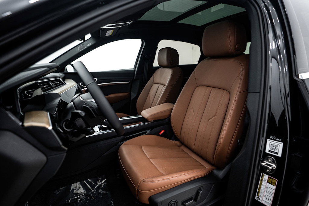 2024 Audi Q8 E-tron line Premium Plus photo 13