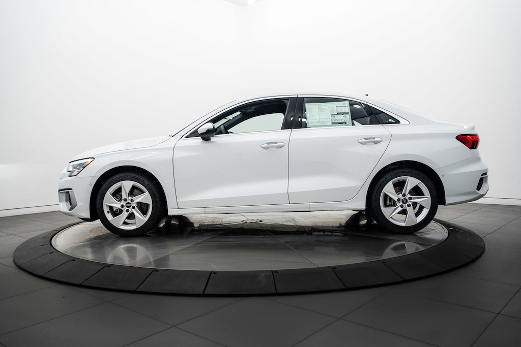 2024 Audi A3 40 Premium Plus photo 7
