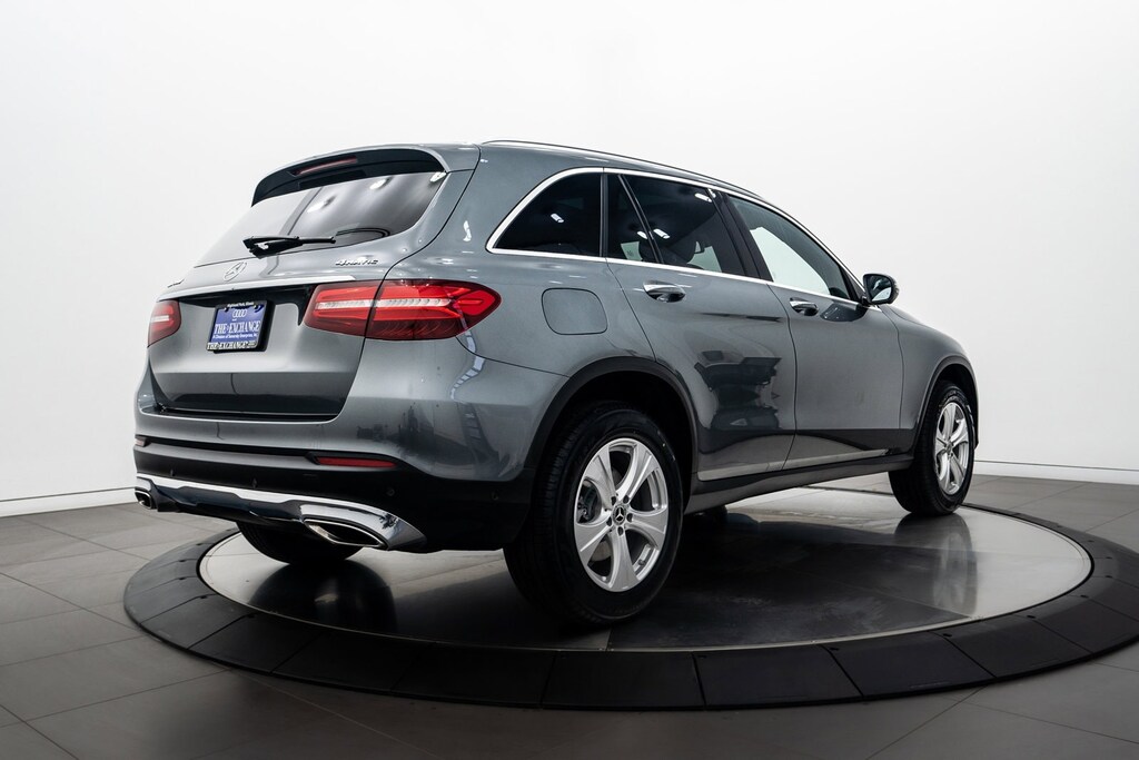 2018 Mercedes Benz GLC 300 photo 3