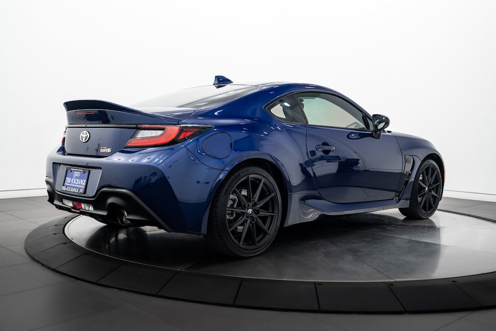 2022 Toyota GR86 Premium photo 4