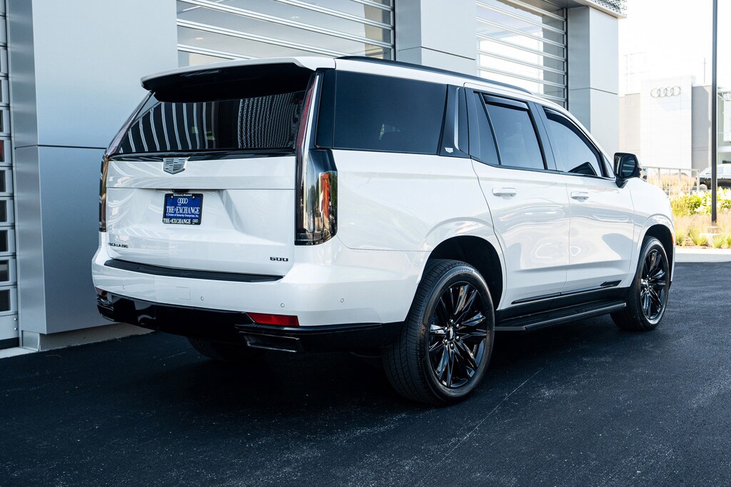 2021 Cadillac Escalade Sport photo 4