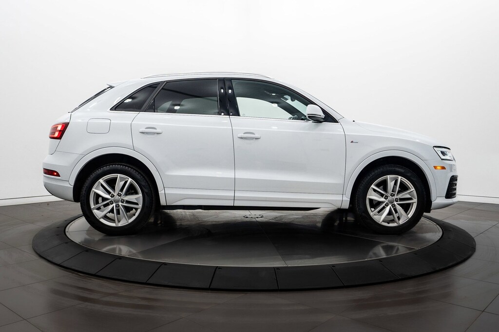 2018 Audi Q3 Premium Plus photo 3