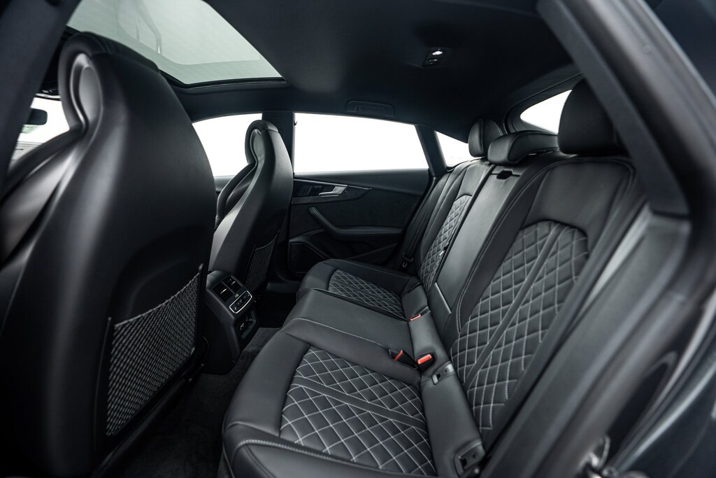 2024 Audi S5 Prestige photo 14