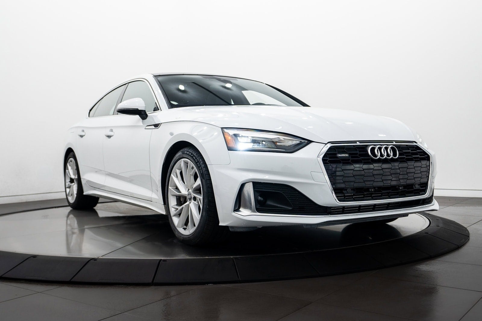 2020 Audi A5 Sportback Premium's photo