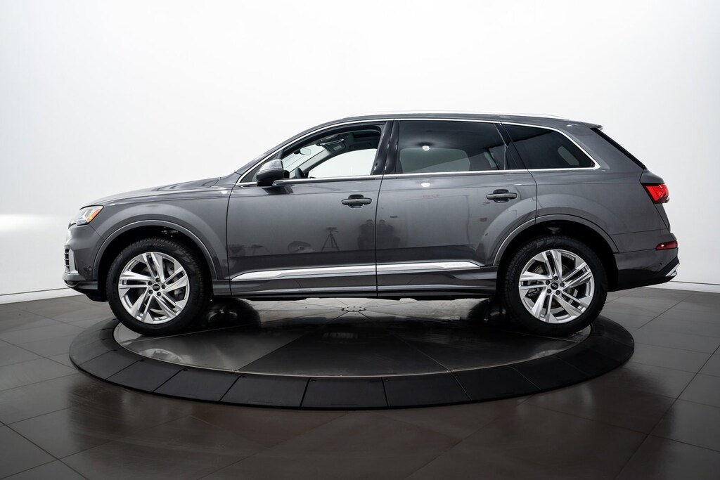 2024 Audi Q7 45 Premium photo 6