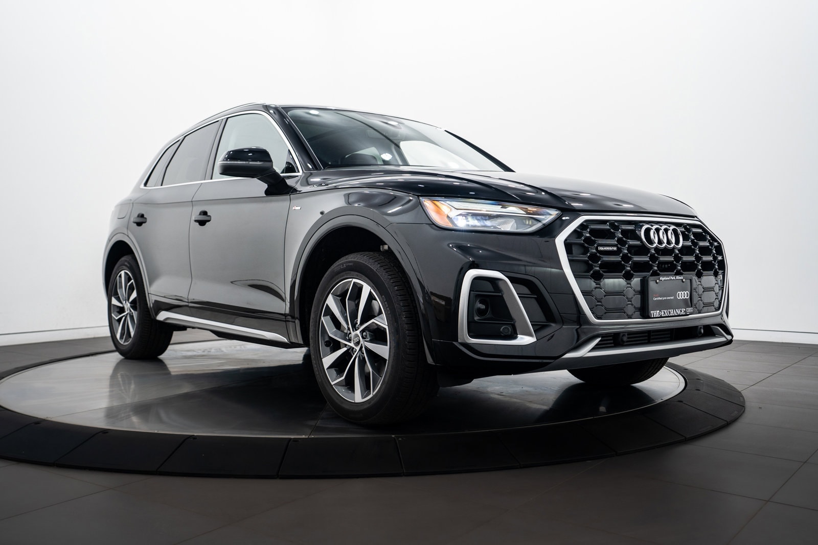 2023 Audi Q5 Premium's photo