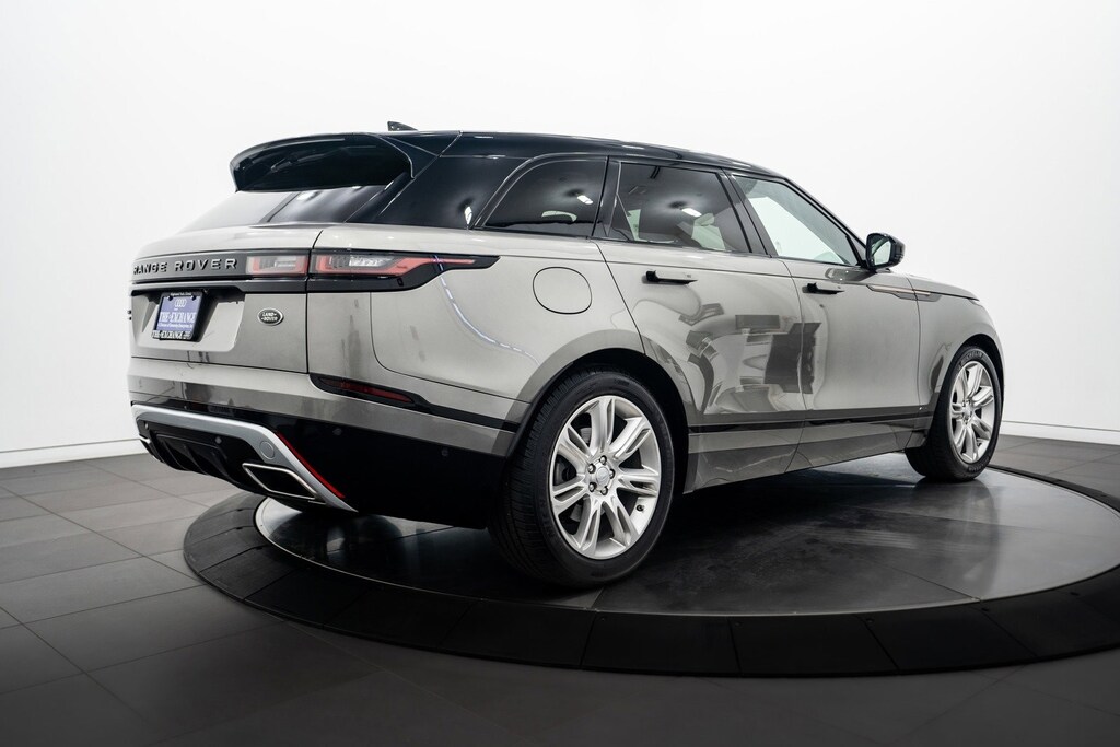 2018 Land Rover Range Rover Velar R-Dynamic HSE photo 4