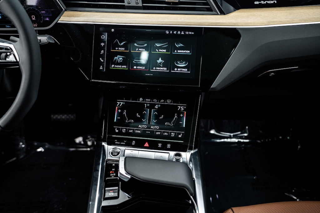 2024 Audi Q8 E-tron line Premium Plus photo 10