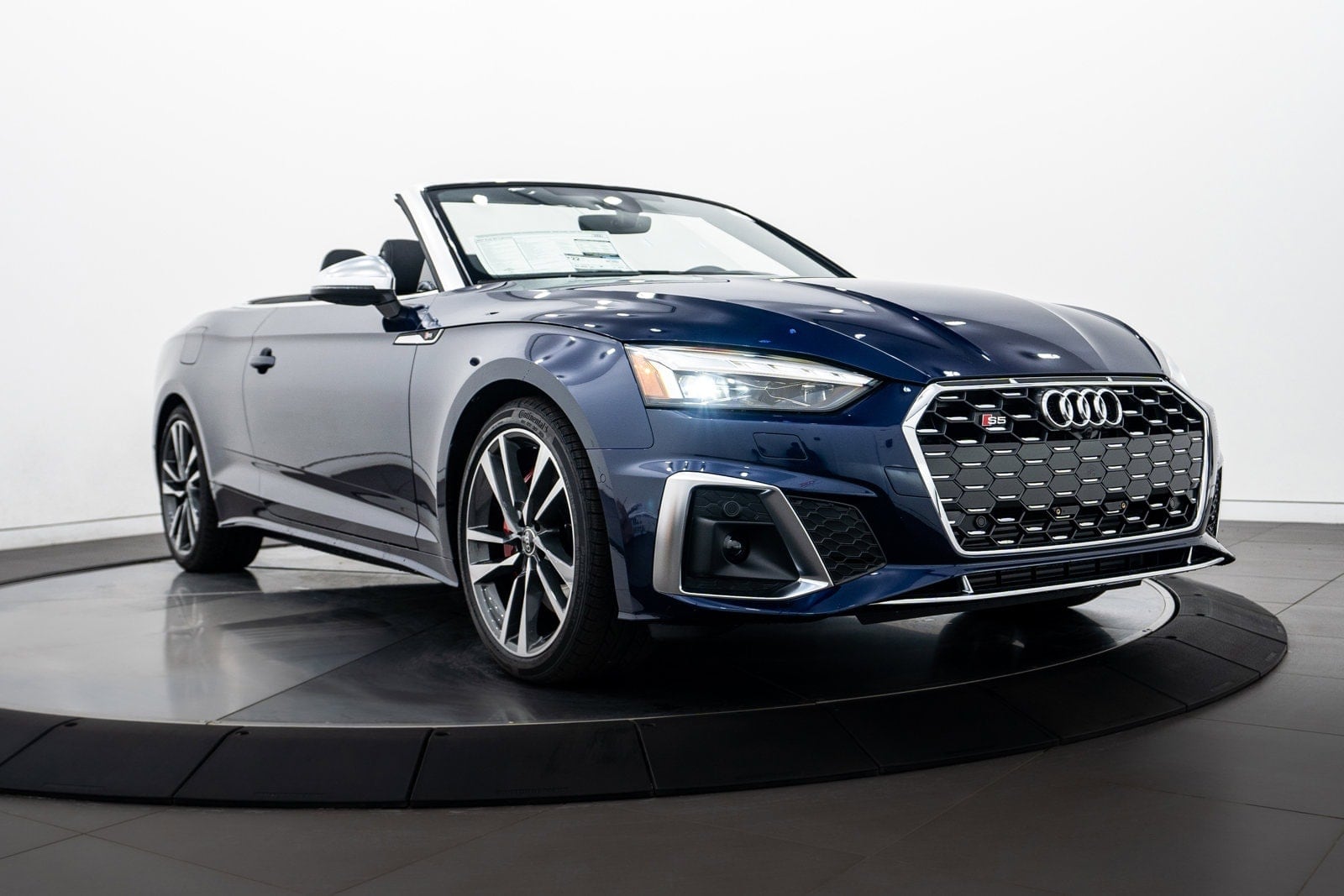 2024 Audi S5 Cabriolet Prestige's photo
