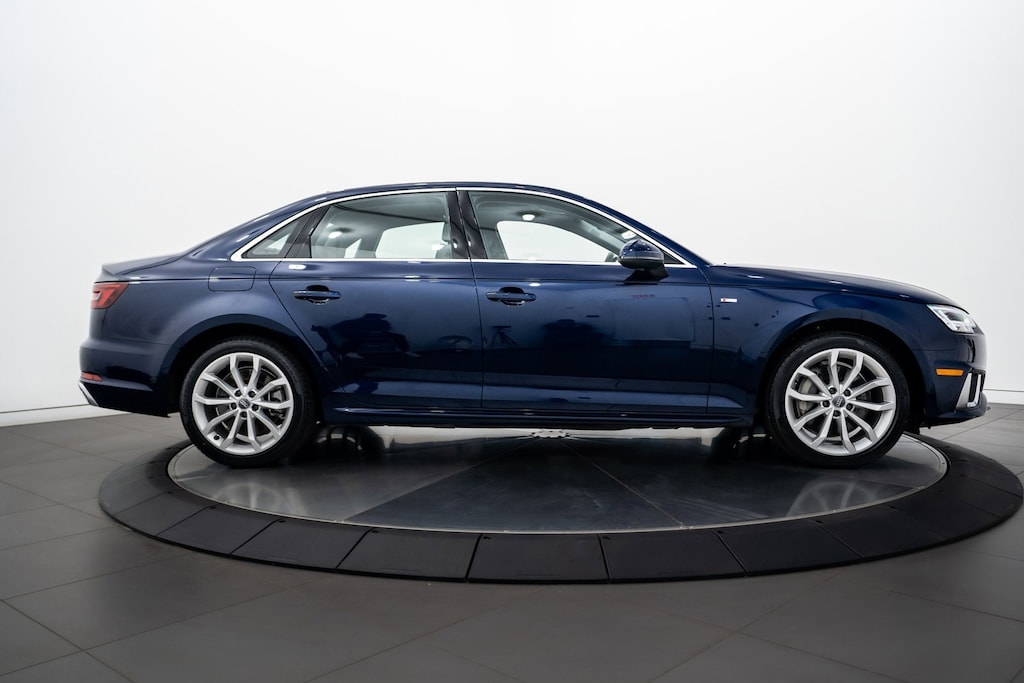 2019 Audi A4 Quattro Premium Plus photo 3