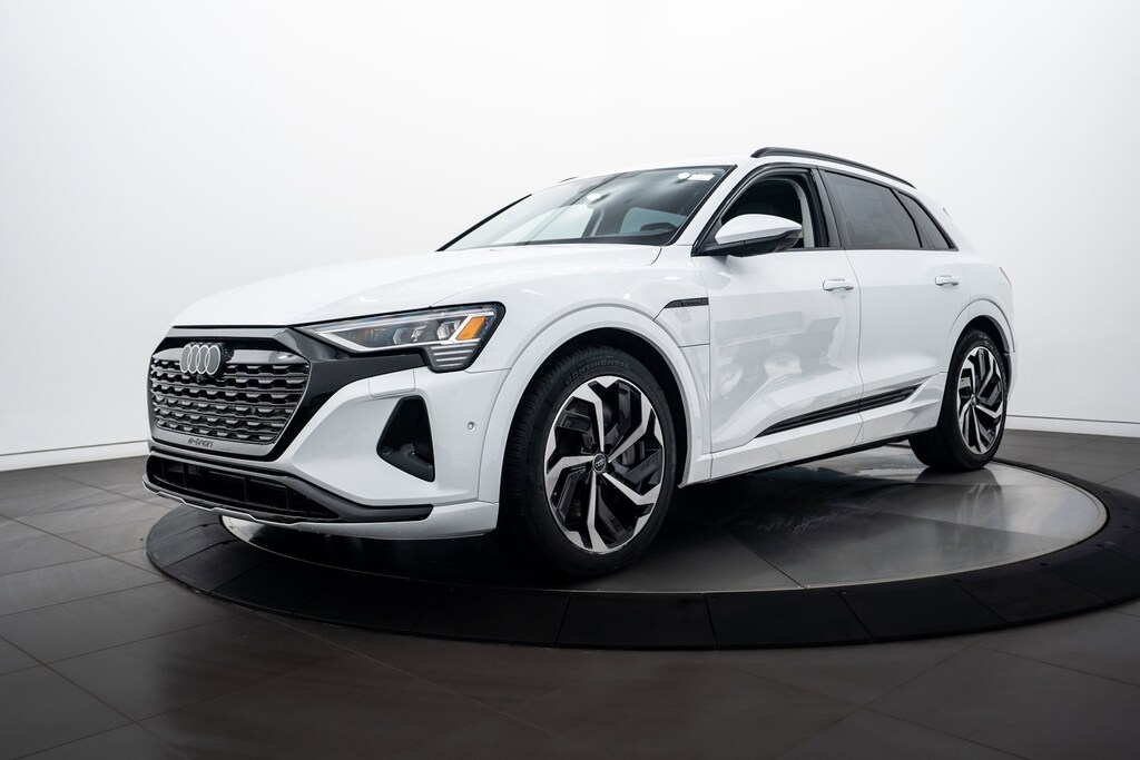 2024 Audi Q8 E-tron Premium Plus photo 6