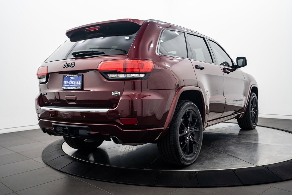 2021 Jeep Grand Cherokee Overland photo 4