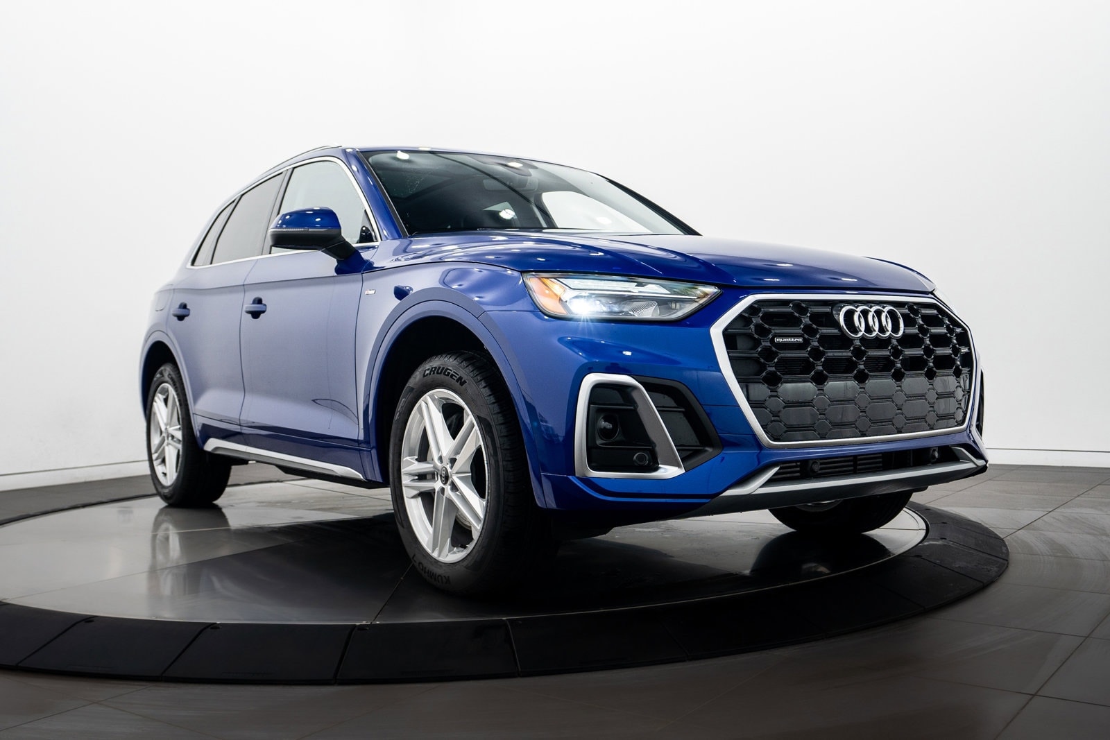 2024 Audi Q5 Premium's photo