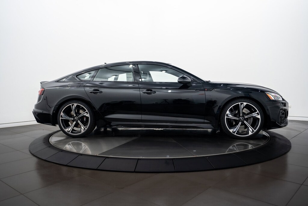 2024 Audi RS 5 photo 3