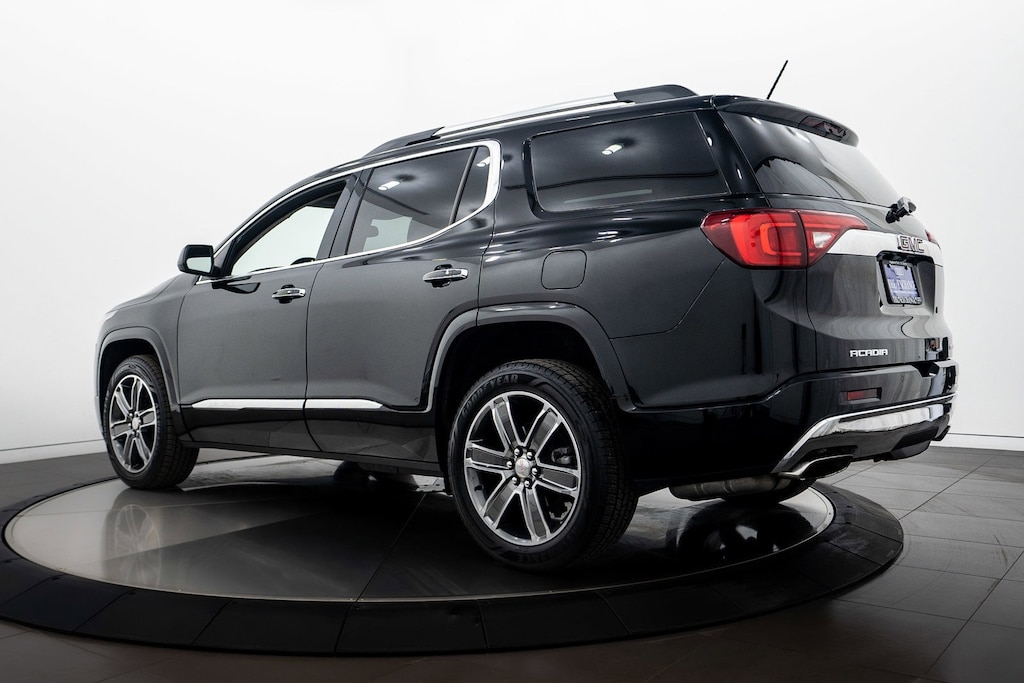 2019 Gmc Acadia Denali photo 4