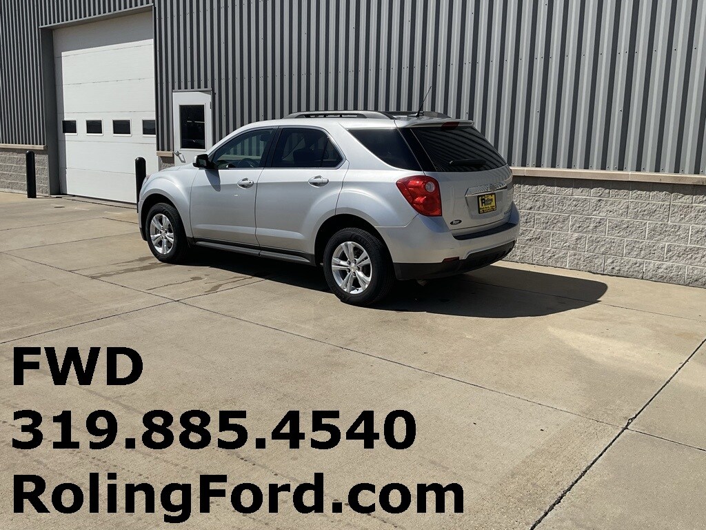 2011 Chevrolet Equinox LT photo 3