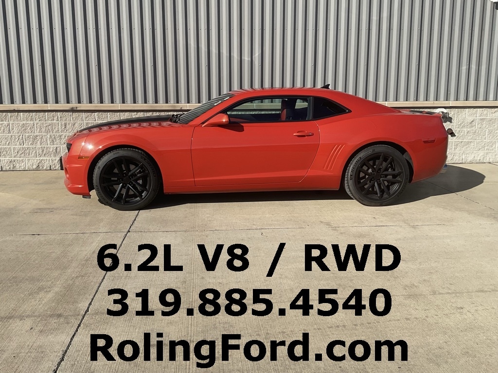 Used 2010 Chevrolet Camaro 2SS with VIN 2G1FT1EW8A9200158 for sale in Shell Rock, IA