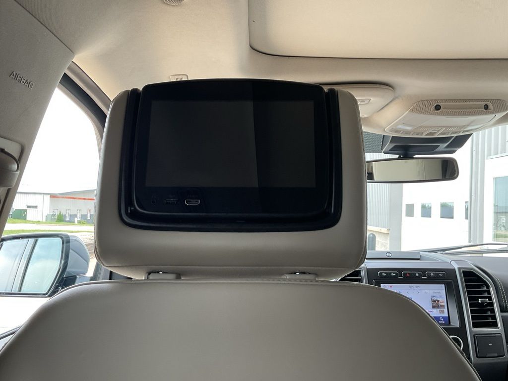 2021 Ford Expedition Platinum - Photo 22