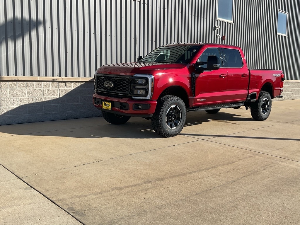 2026 Ford F-350 Super Duty Lariat's photo