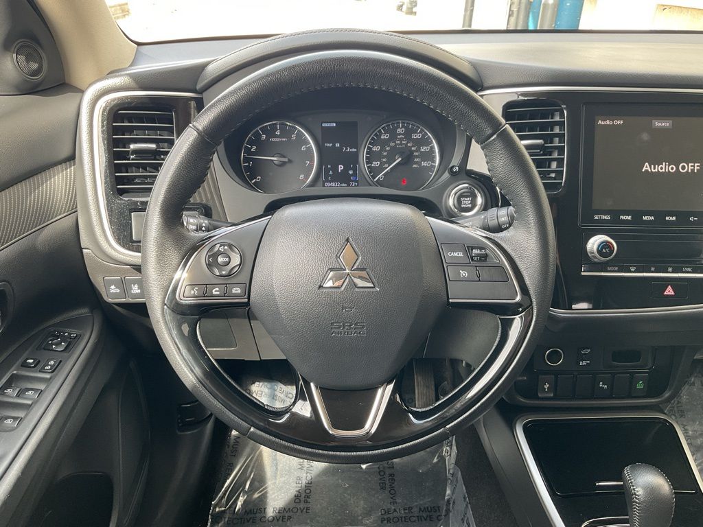 2020 Mitsubishi Outlander SEL - Photo 11