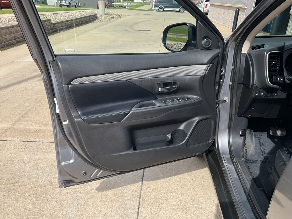 2020 Mitsubishi Outlander SEL - Photo 7