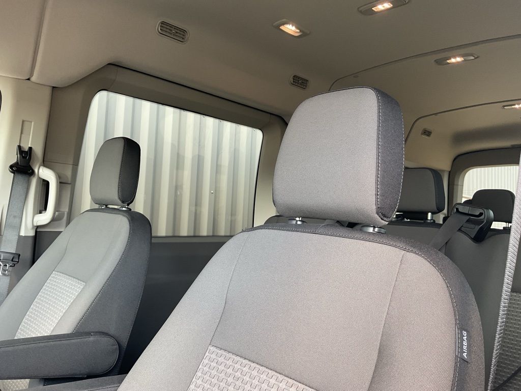 2025 Ford Transit Passenger Van XL - Photo 10