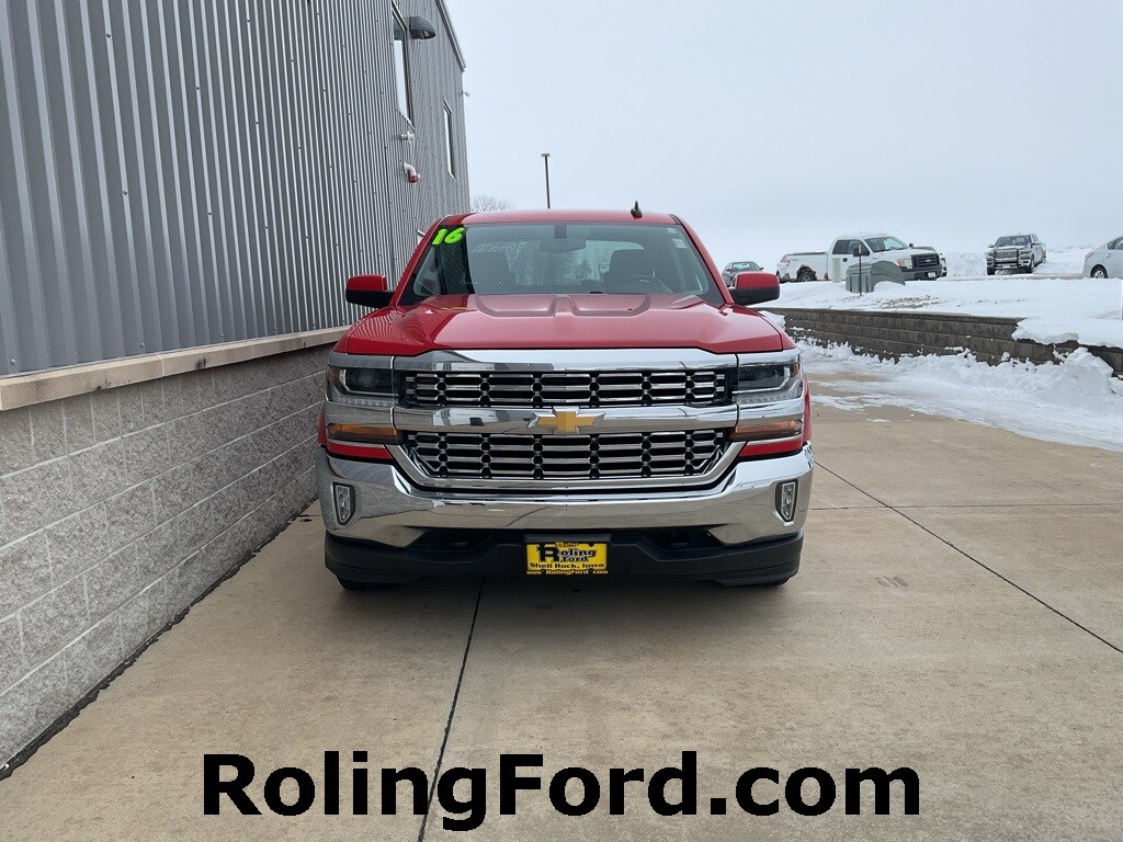 2016 Chevrolet Silverado 1500 LT photo 4