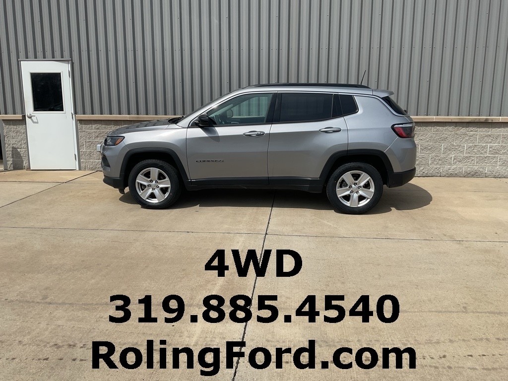 Used 2022 Jeep Compass Latitude with VIN 3C4NJDBB8NT118770 for sale in Shell Rock, IA