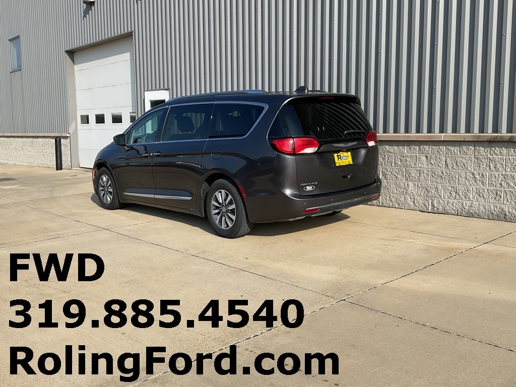Used 2020 Chrysler Pacifica Touring L Plus Minivan/Van