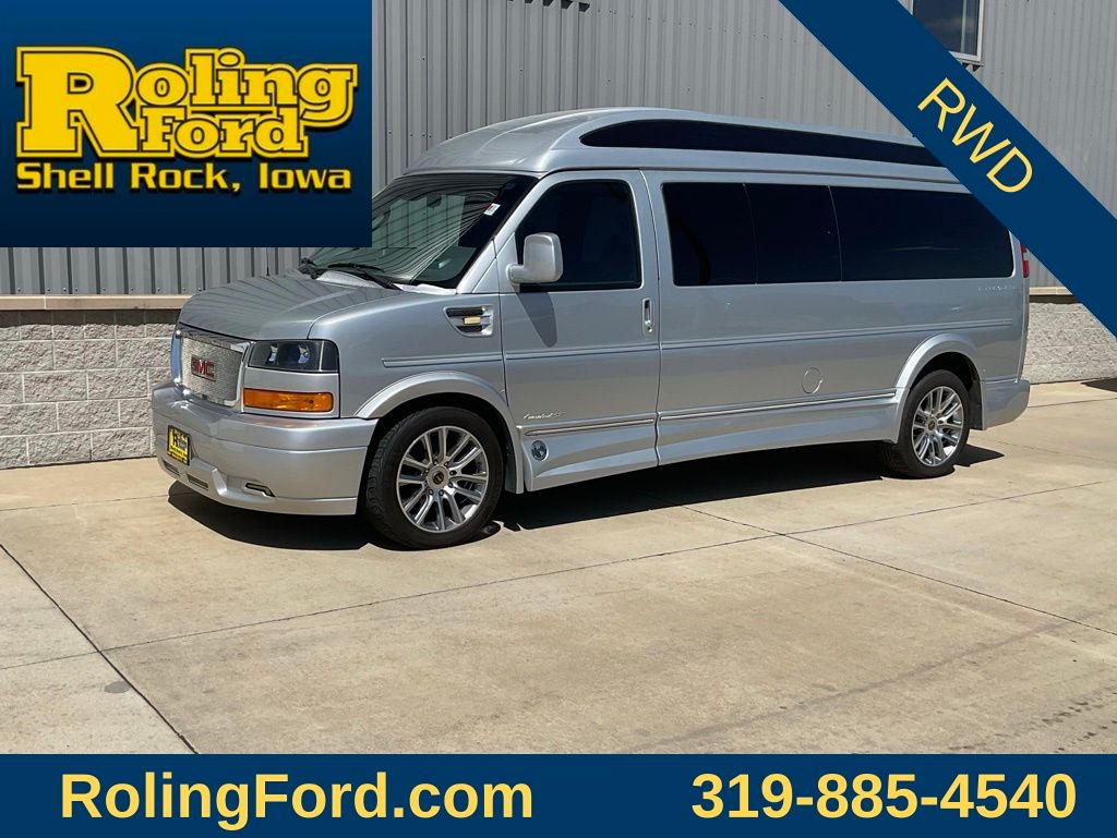 2019 GMC Savana 2500 Ext WB's photo