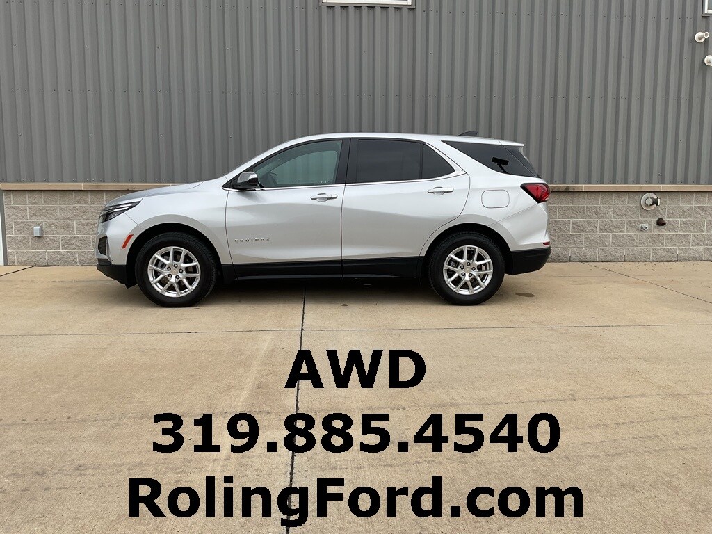Used 2022 Chevrolet Equinox LT with VIN 3GNAXTEV0NL135597 for sale in Shell Rock, IA