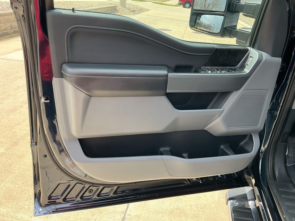 2022 Ford F-150 XLT - Photo 8