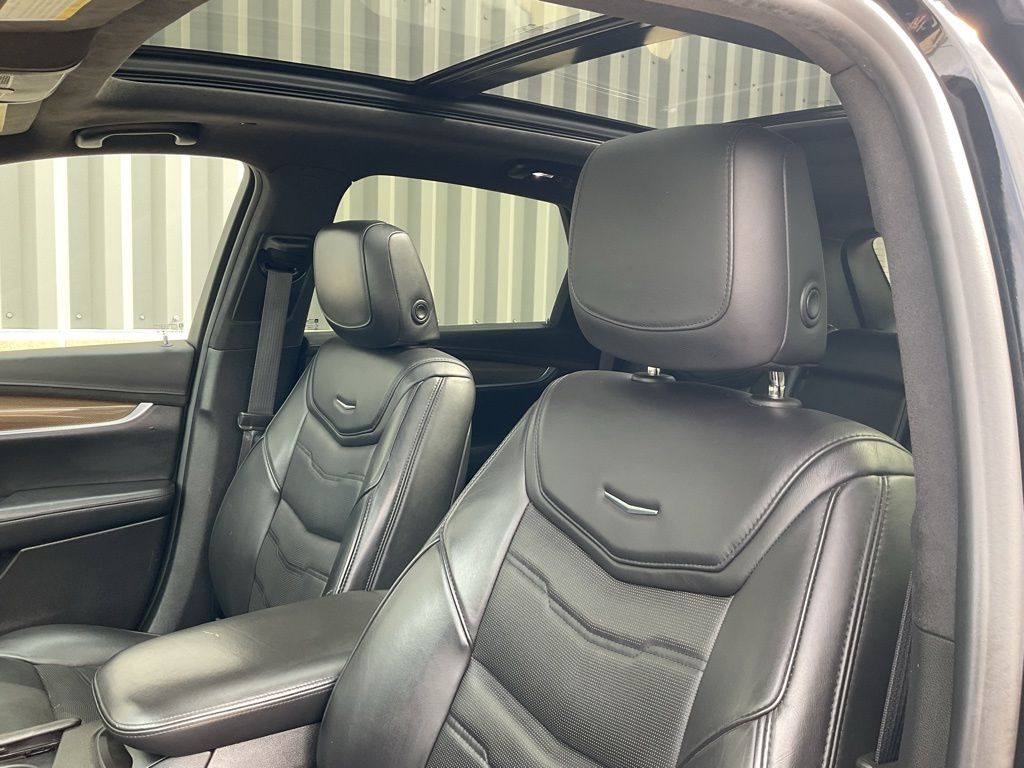 2019 Cadillac XT5 Platinum - Photo 9