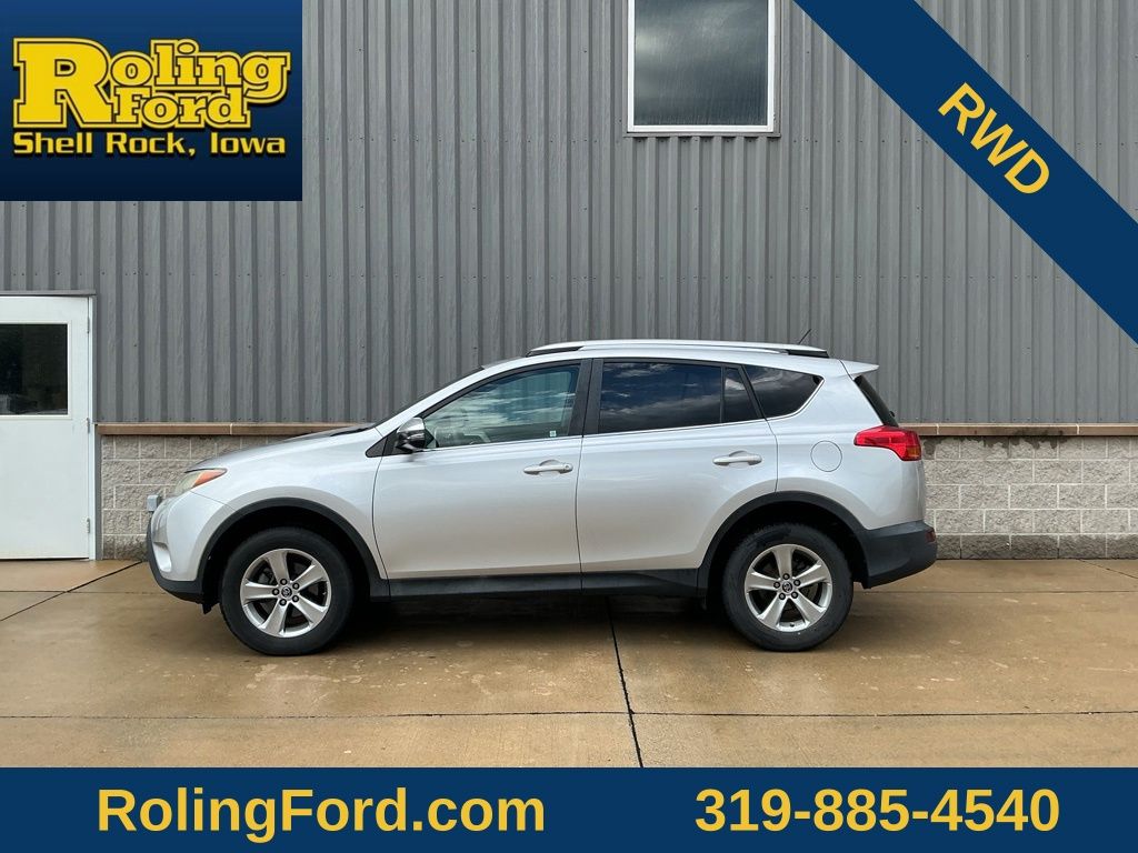 Used 2015 Toyota RAV4 XLE with VIN 2T3WFREV3FW218312 for sale in Shell Rock, IA