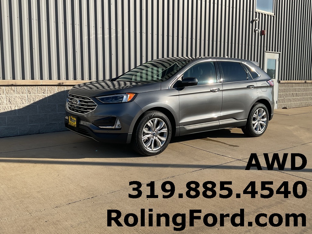 2022 Ford Edge Titanium's photo