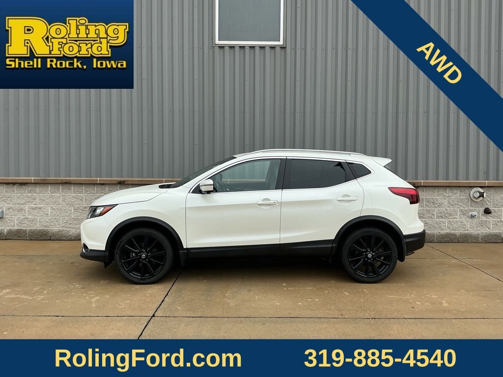 Used 2019 Nissan Rogue Sport SL with VIN JN1BJ1CR6KW626144 for sale in Shell Rock, IA