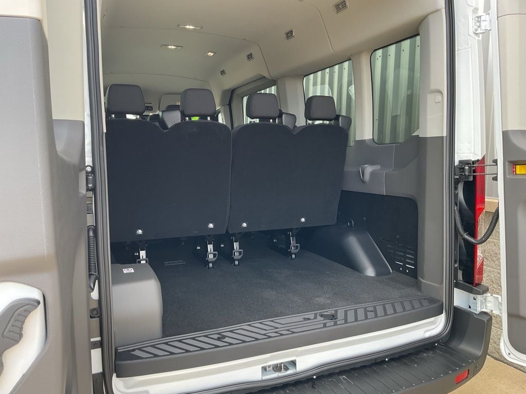 2025 Ford Transit Passenger Van XL - Photo 19