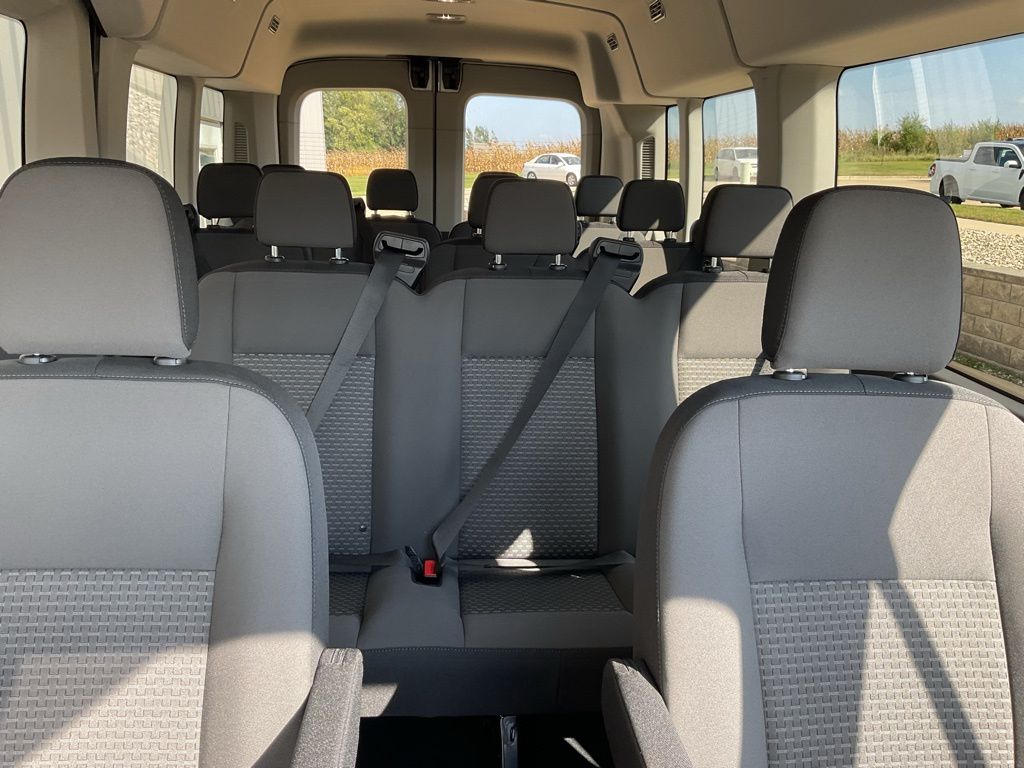 2025 Ford Transit Passenger Van XL - Photo 17