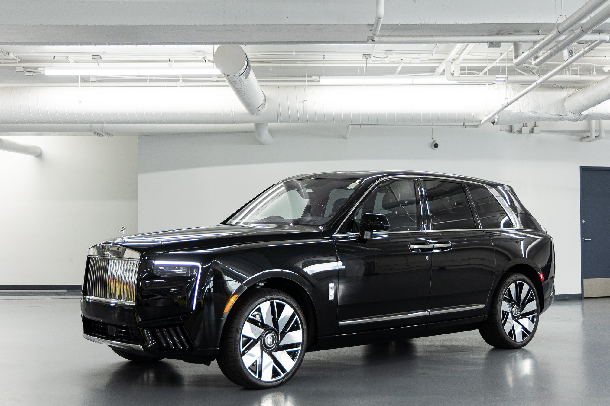 2027 Rolls-Royce Cullinan SUV