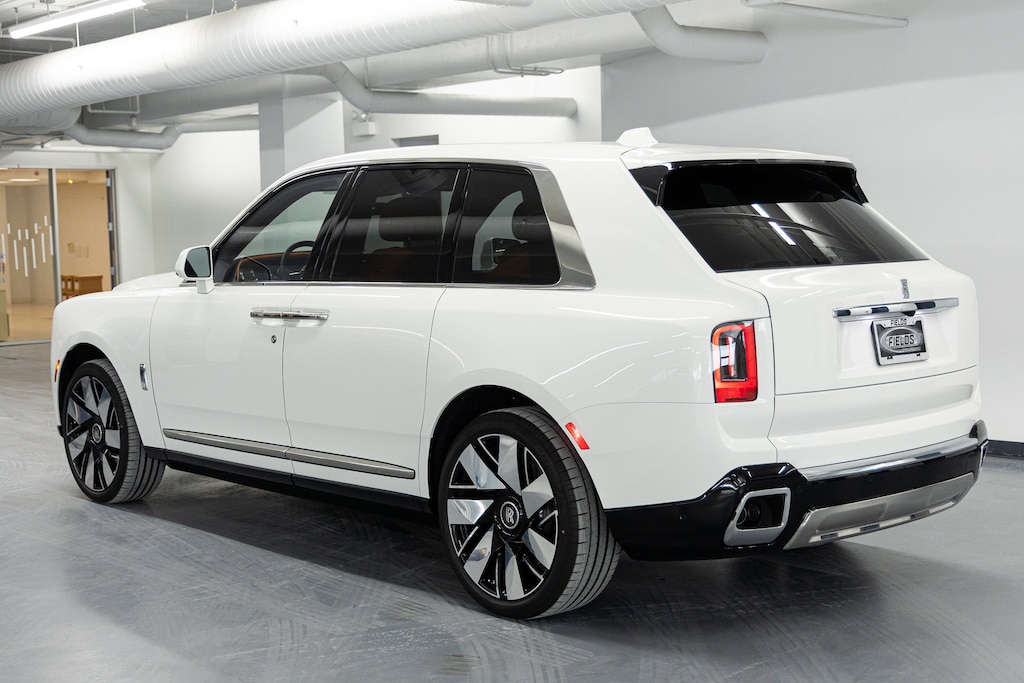 New 2026 Rolls-Royce Cullinan