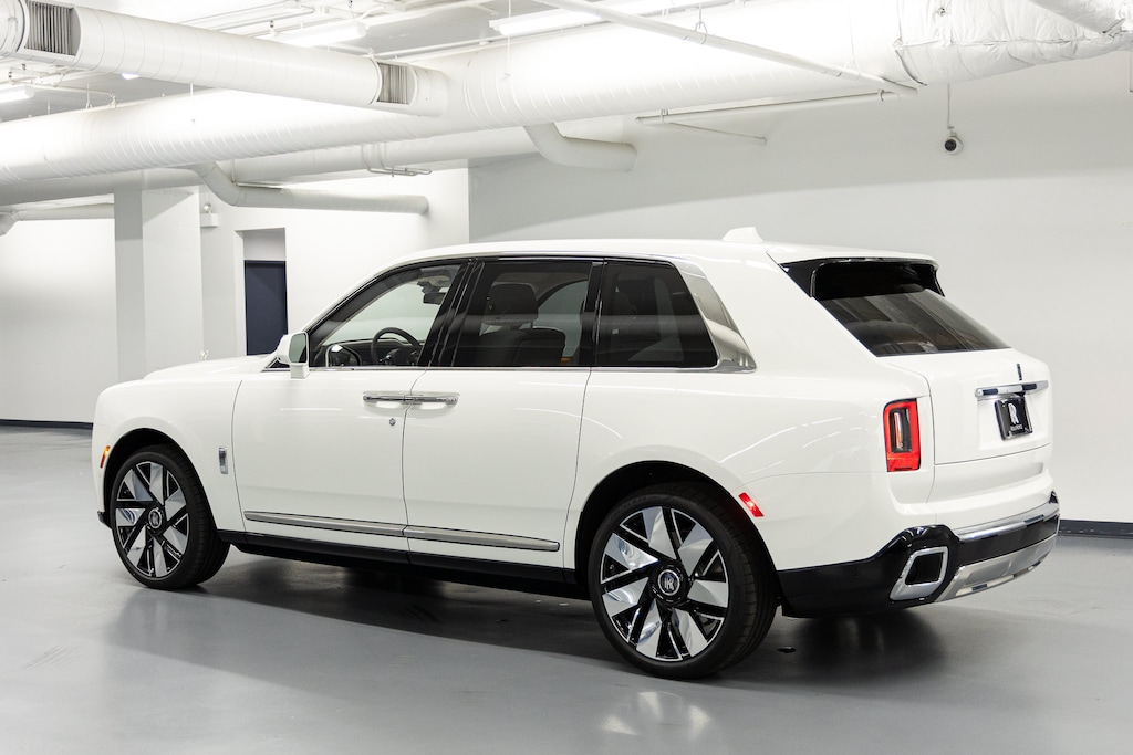 New 2027 Rolls-Royce Cullinan SUV