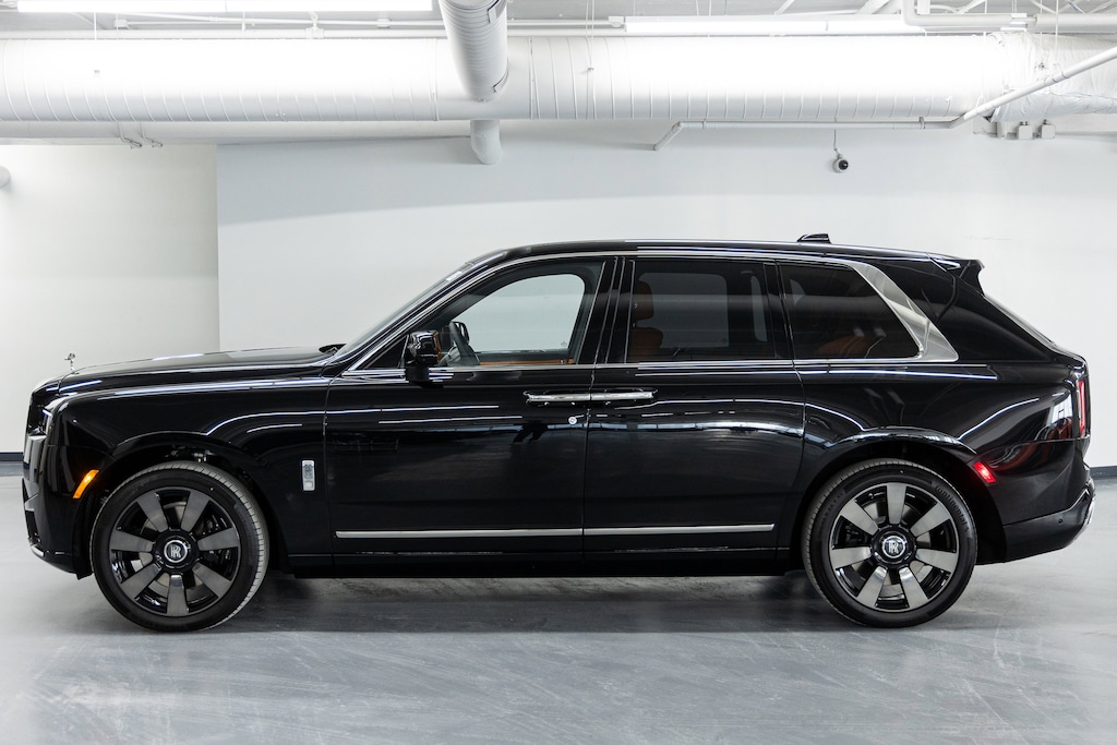 New 2026 Rolls-Royce Cullinan
