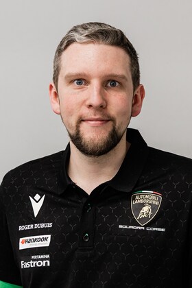 Staff member Alex Harter from ID_7d8ae4
