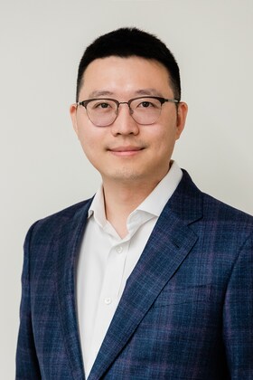Staff member David Qian (Chan) from ID_7d8ae4