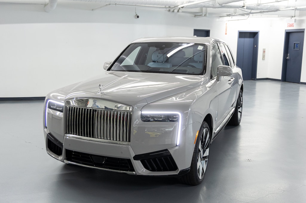 New 2027 Rolls-Royce Cullinan SUV