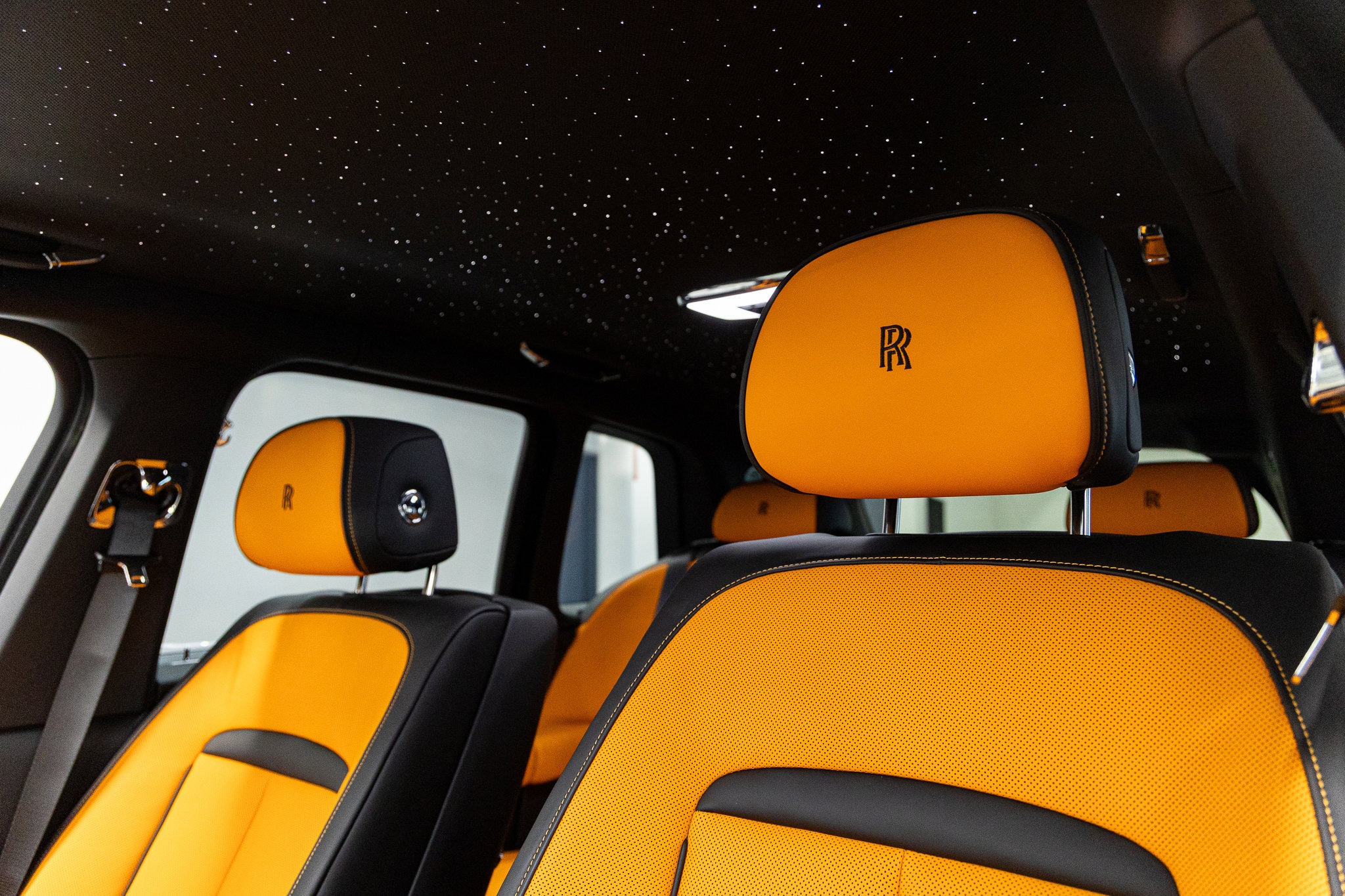 2026 Rolls-Royce Cullinan Black Badge - Photo 36