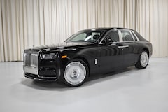 2027 Rolls-Royce Phantom Sedan