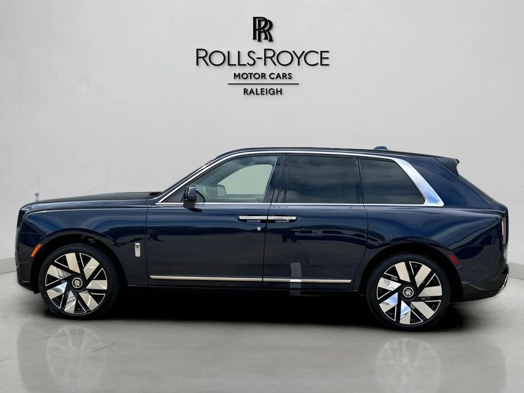 New 2025 Rolls-Royce Cullinan  SUV