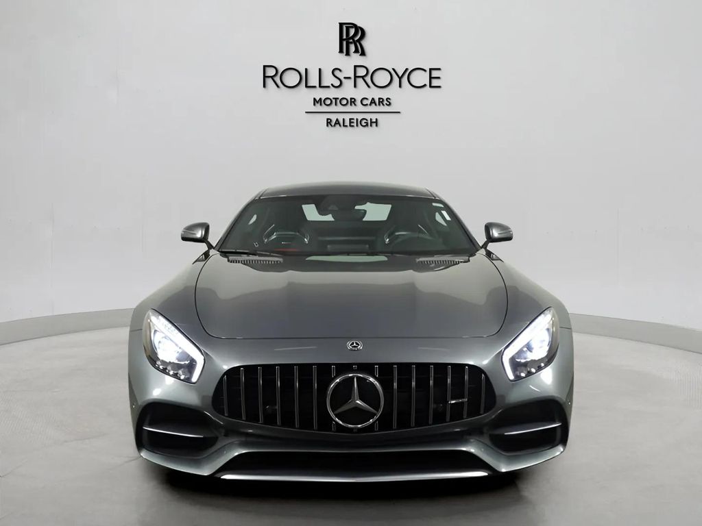 2018 Mercedes Benz AMG GT GT S photo 2