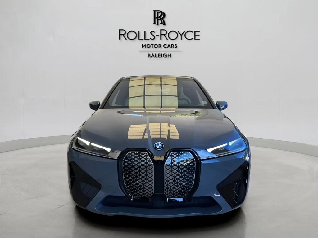 2022 Bmw iX xDrive50i photo 2